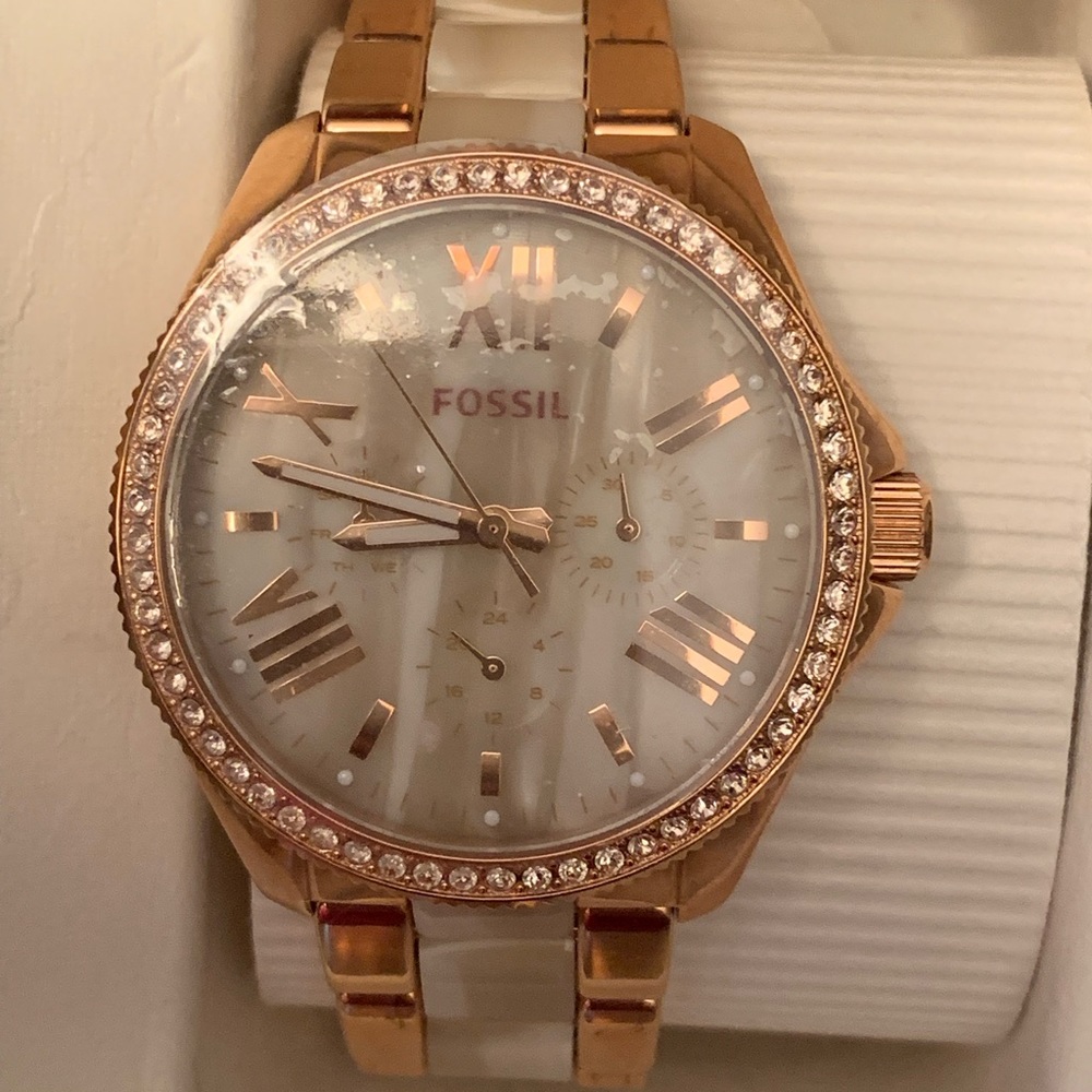 Never been worn.Still has the plastic on the front